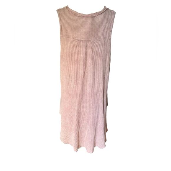 Vocal pink thermal studded tank Large - Picture 2 of 11